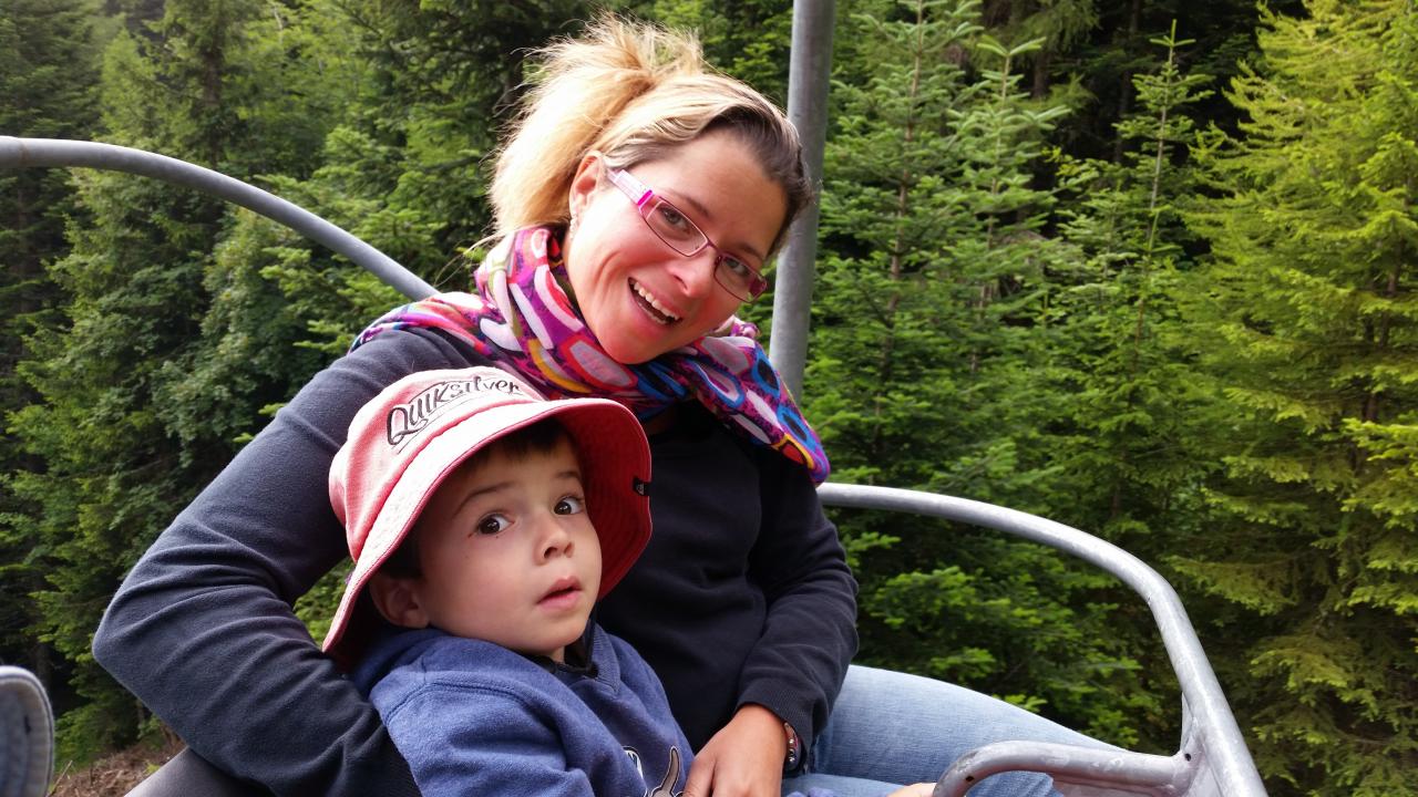 Maman et Louis sur le télésiège 2014