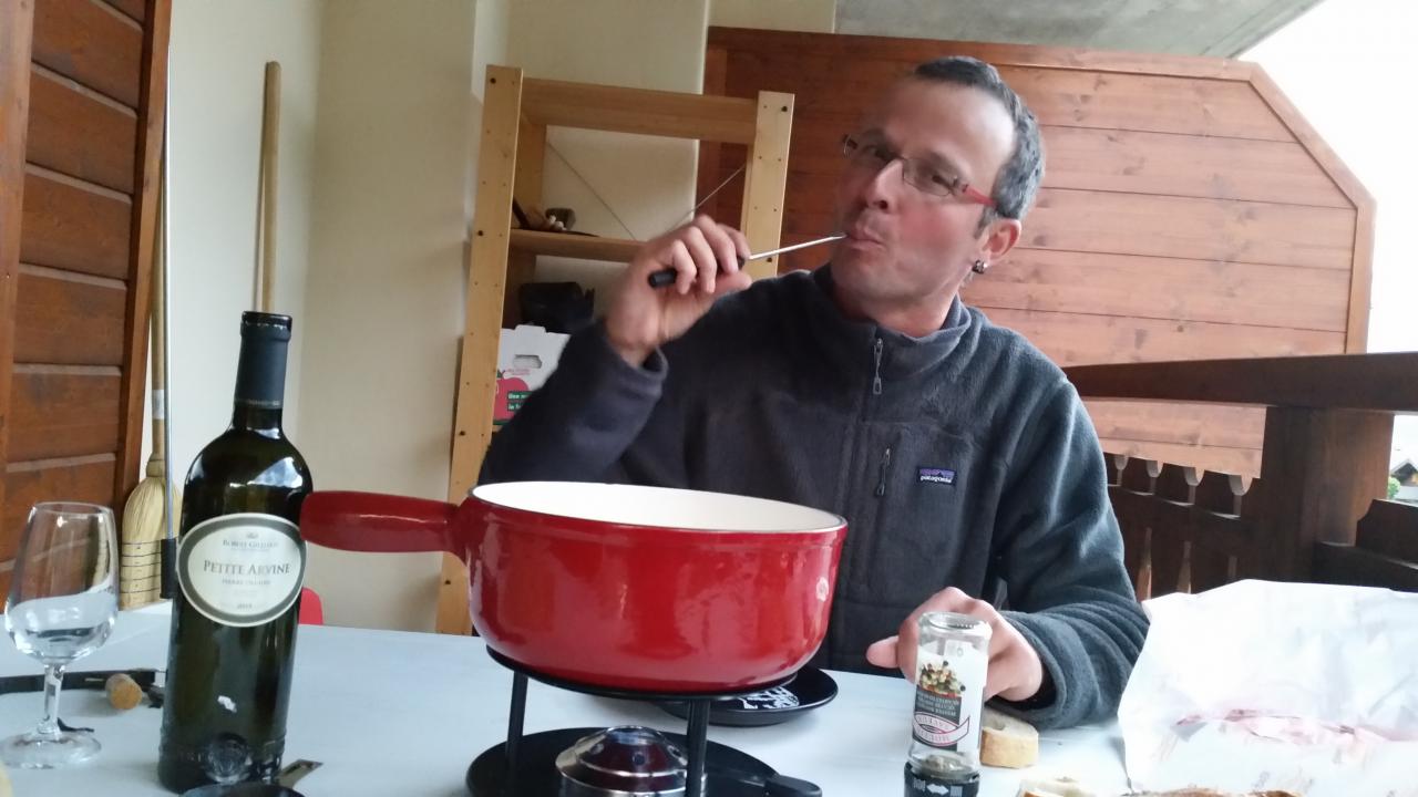 Claude-Alain, petite fondue sur le balcon2014